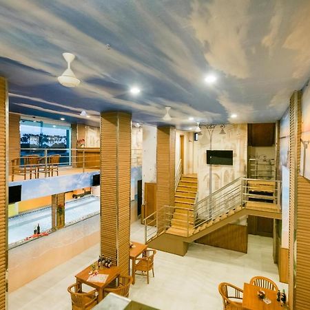 Caroline Hostel Canggu Zewnętrze zdjęcie